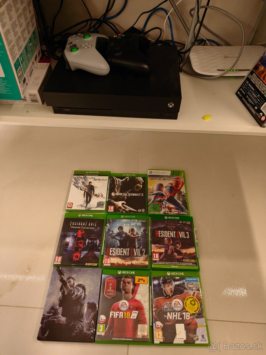 Predám Xbox one X 2x ovládač a hry