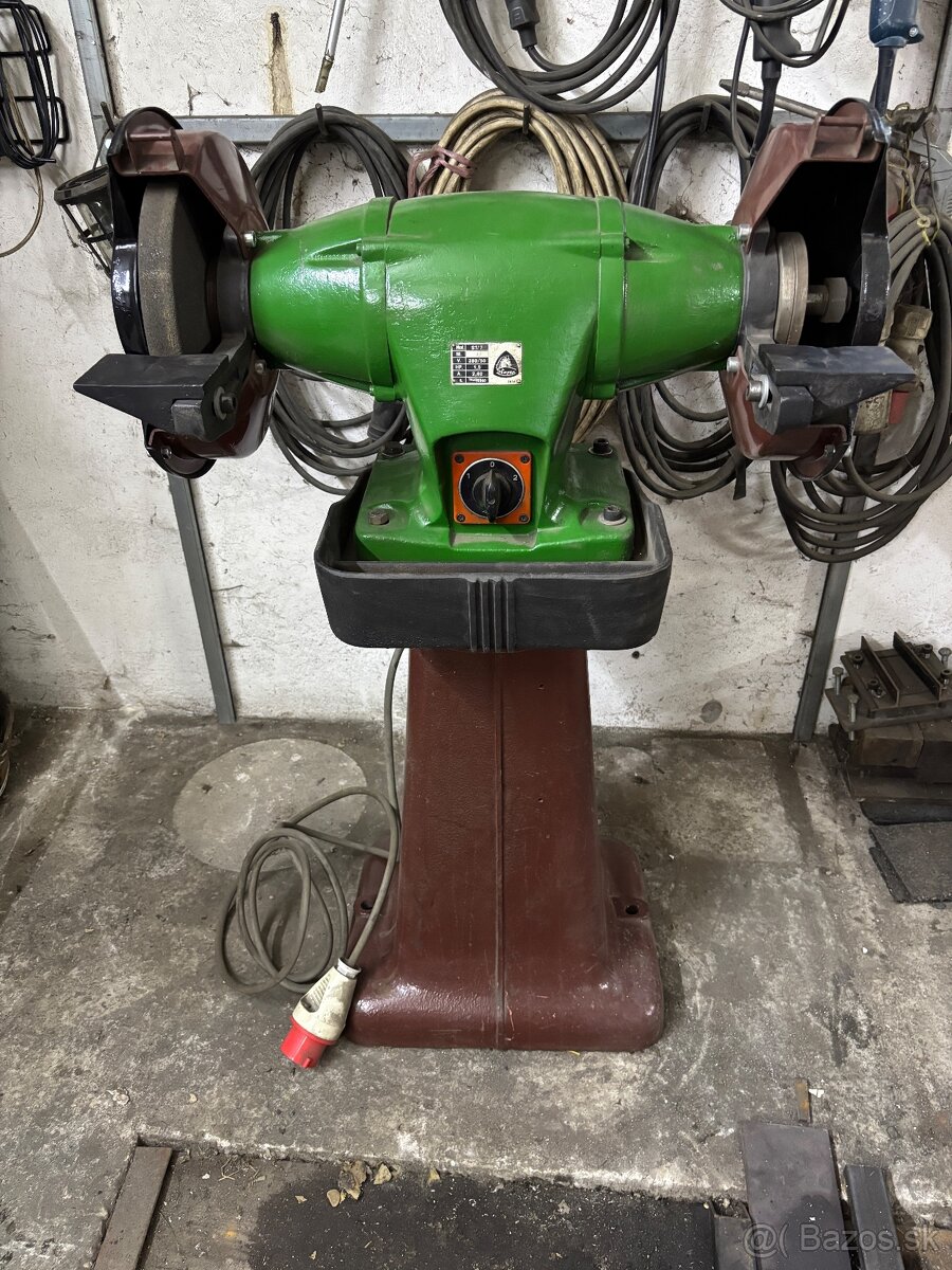 Predám dvolkotúčovú stojanovú brúsku