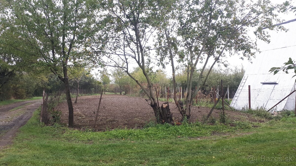 Pozemok v záhradkarskej oblasti
