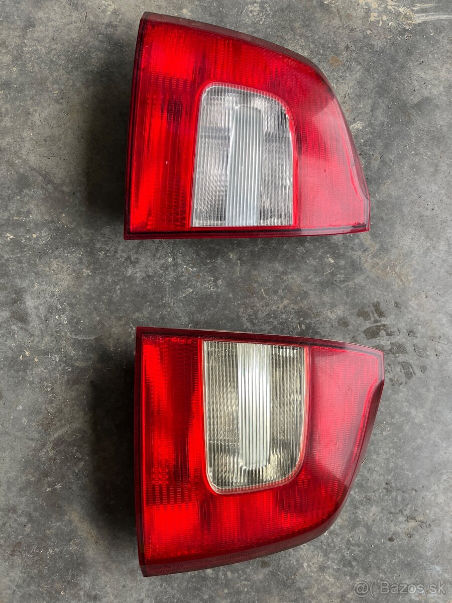 Svetla Skoda Octavia 2combi facelift