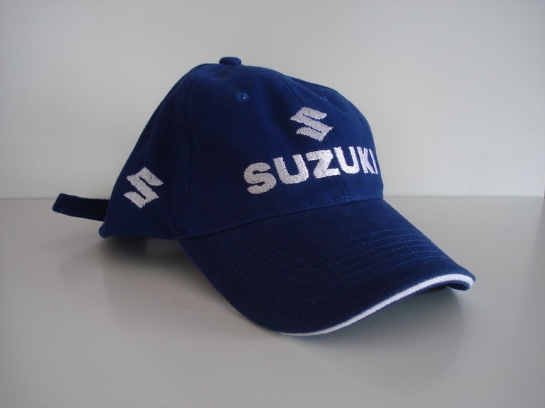 Predám kvalitnú nastavilnu šiltovku SUZUKI