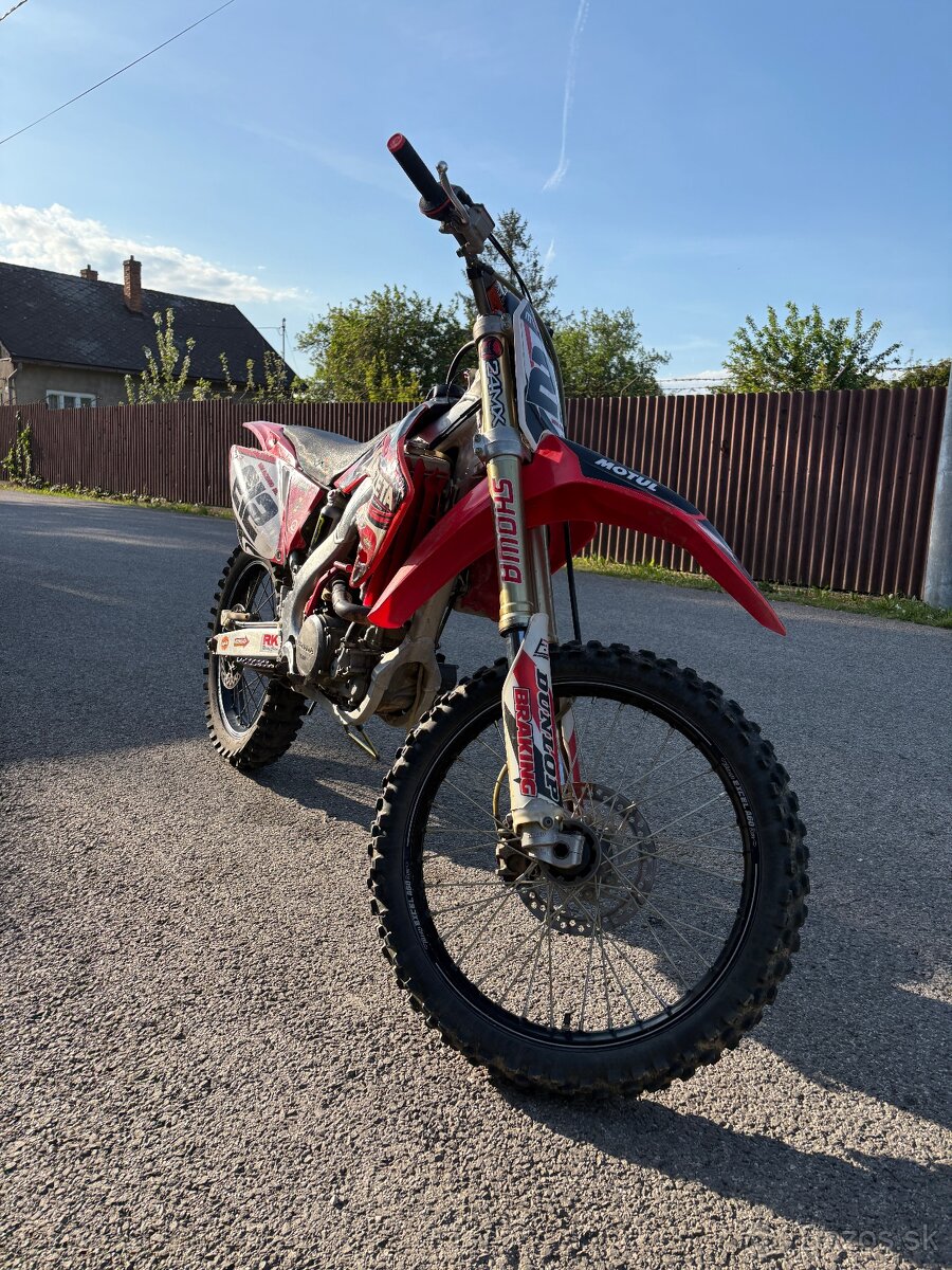 Predam Hondu CRF250R