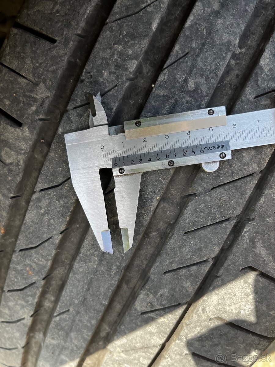 Letné pneu Continental 235/55 R19 101 W