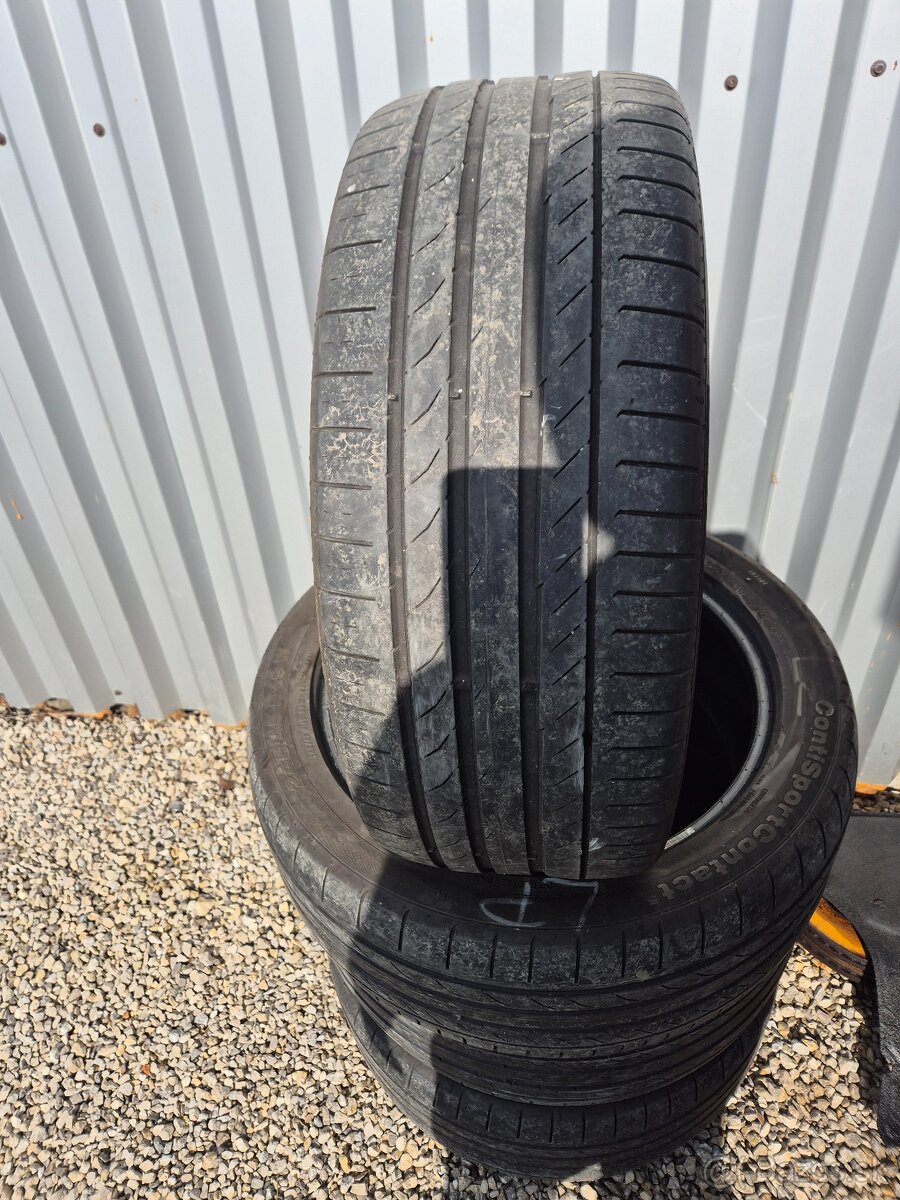 245/45 R19 Continental