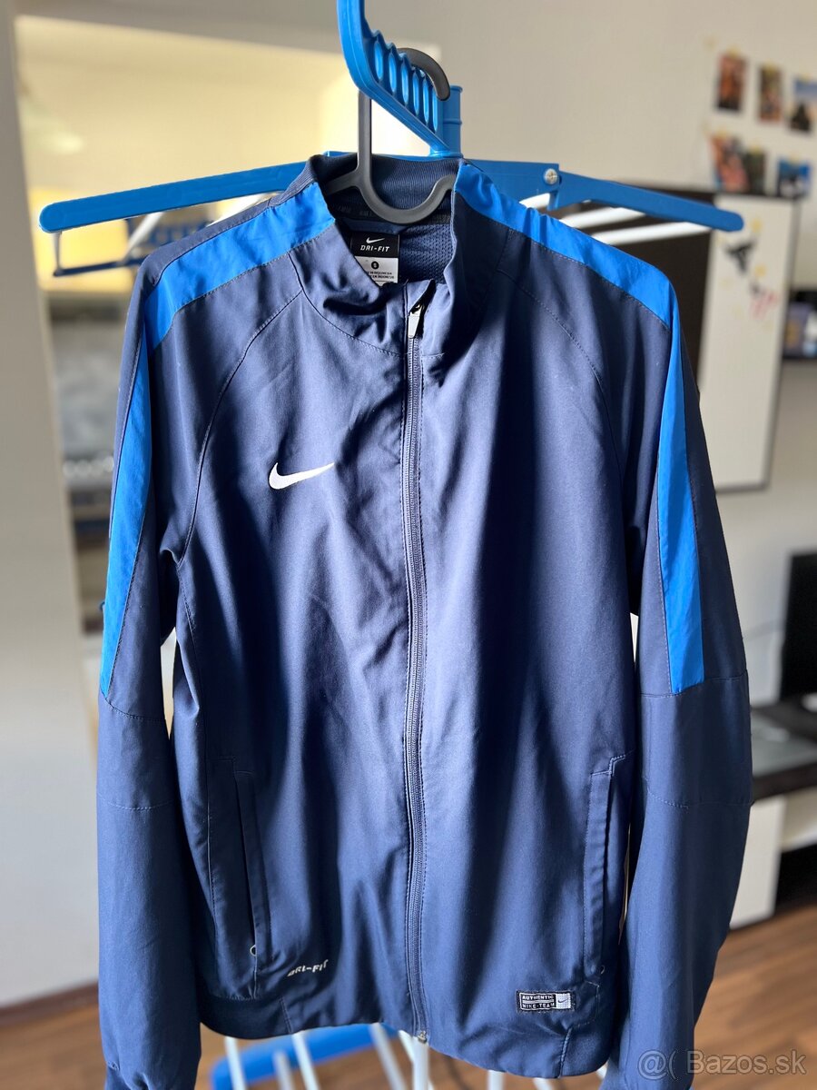 Mikina na zips Nike