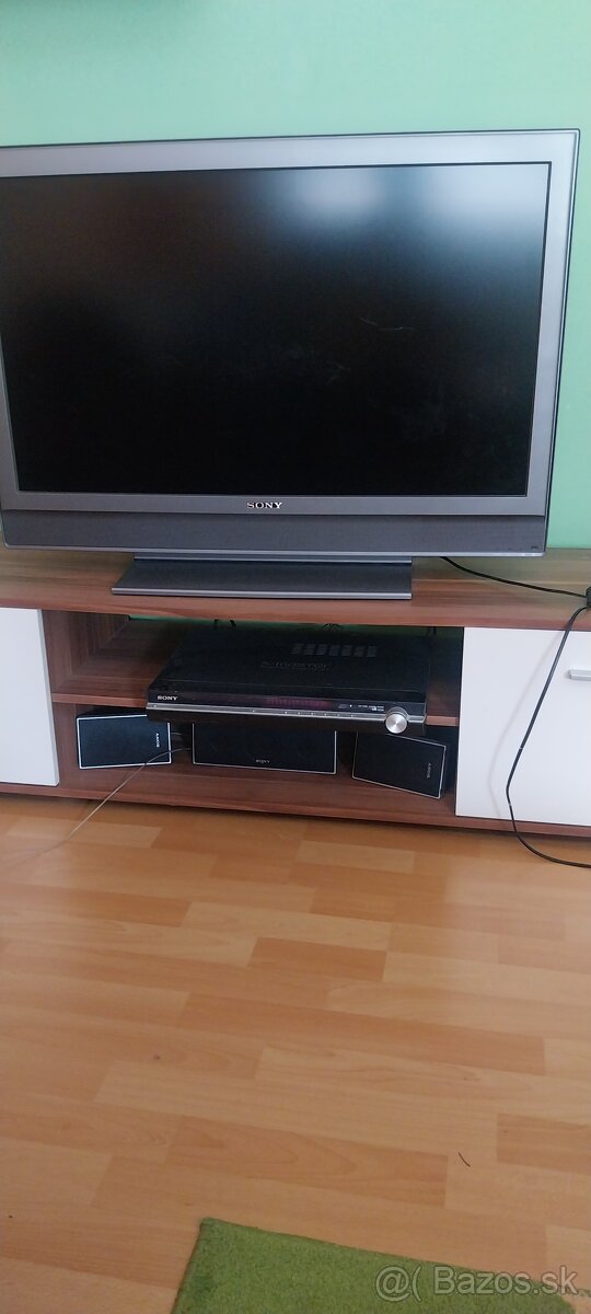 Prodam televizor sony