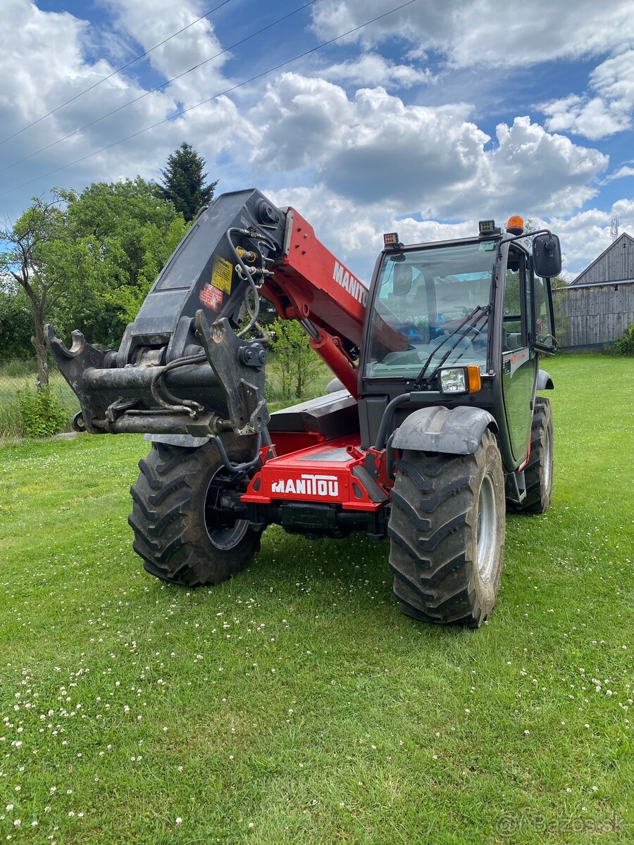Teleskopický manipulátor Manitou MLT 627T Compact