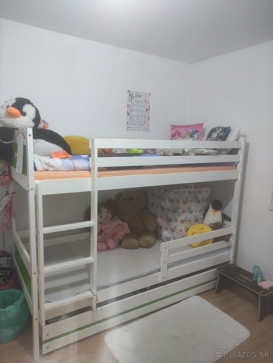 Poschodová posteľ