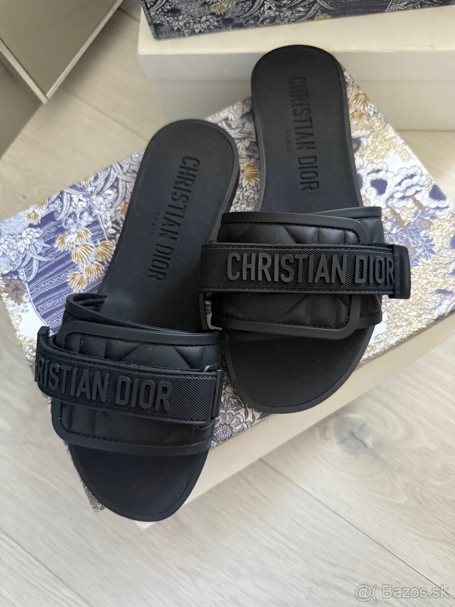 Christian Dior dámske šľapky – veľkosť 39 – nové
