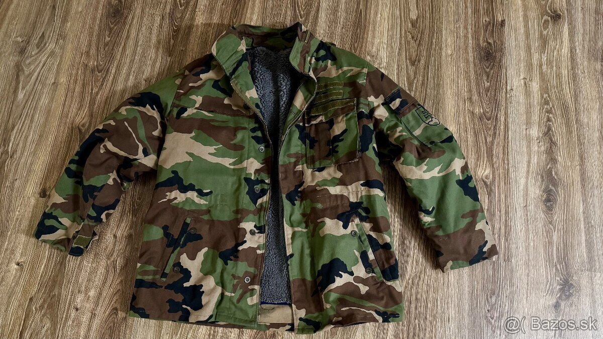 Maskačová bunda so zimnou vložkou vzor 97 les veľkosť 3/50