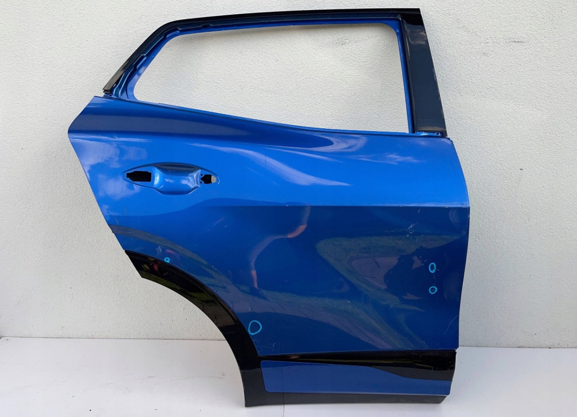 Kia Sportage V 5 2021- pravé zadné dvere