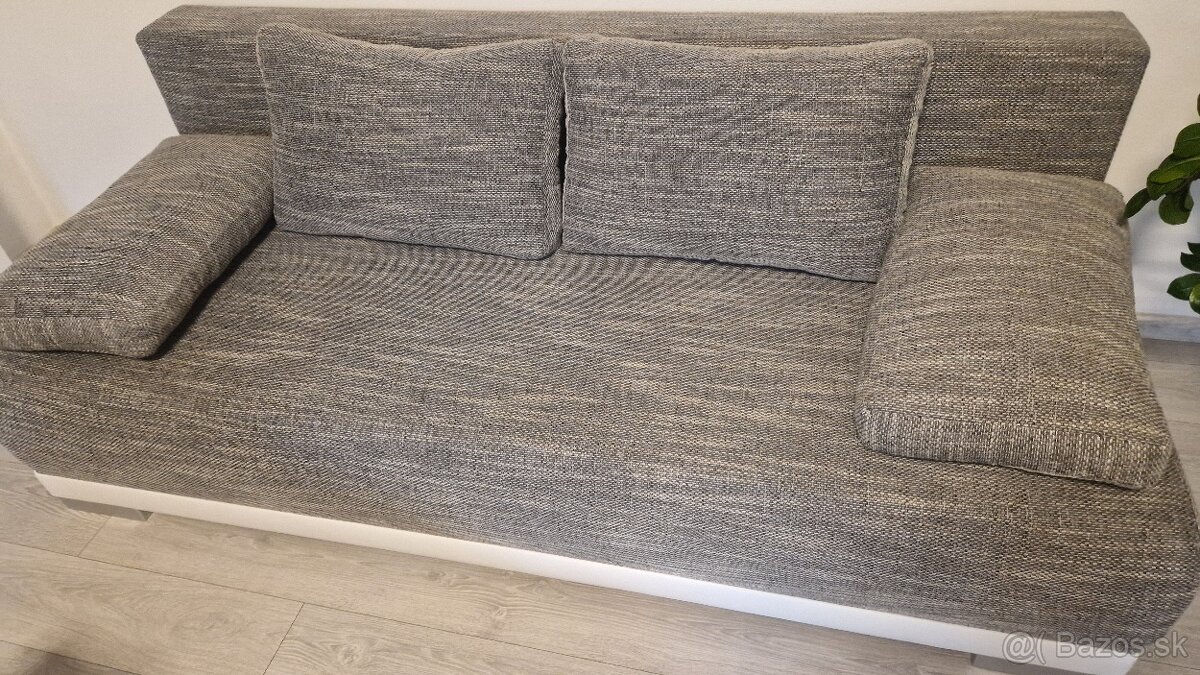 Sedacia suprava rozkladacia