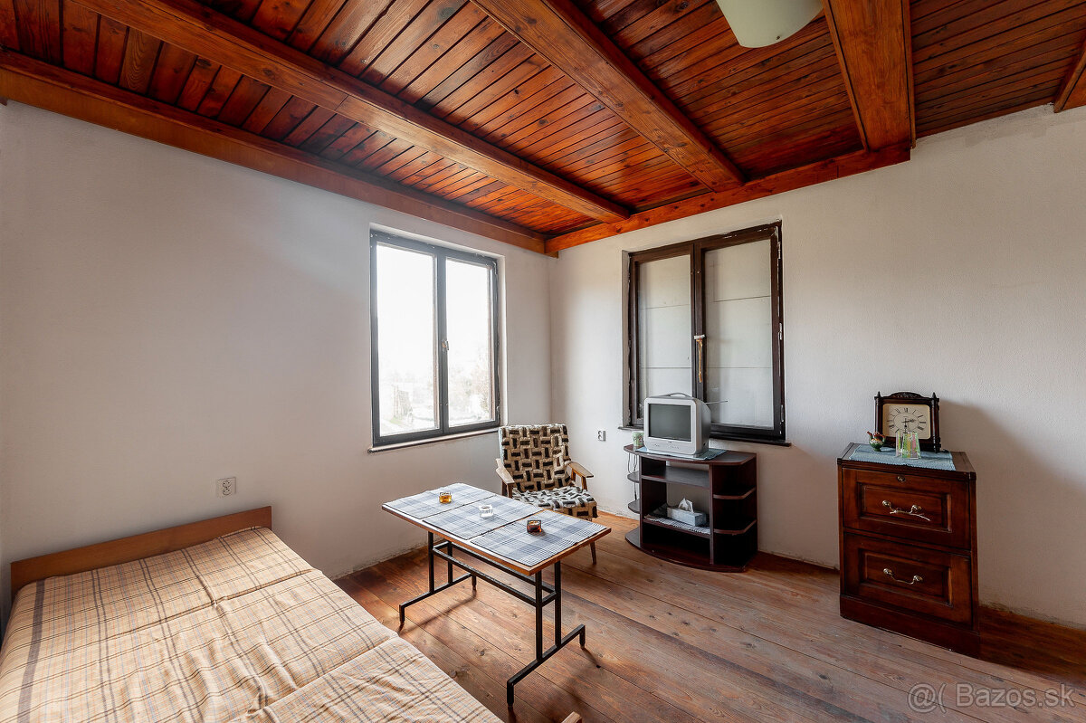 Na predaj chata - pozemok - Rozhanovce, Košice okolie