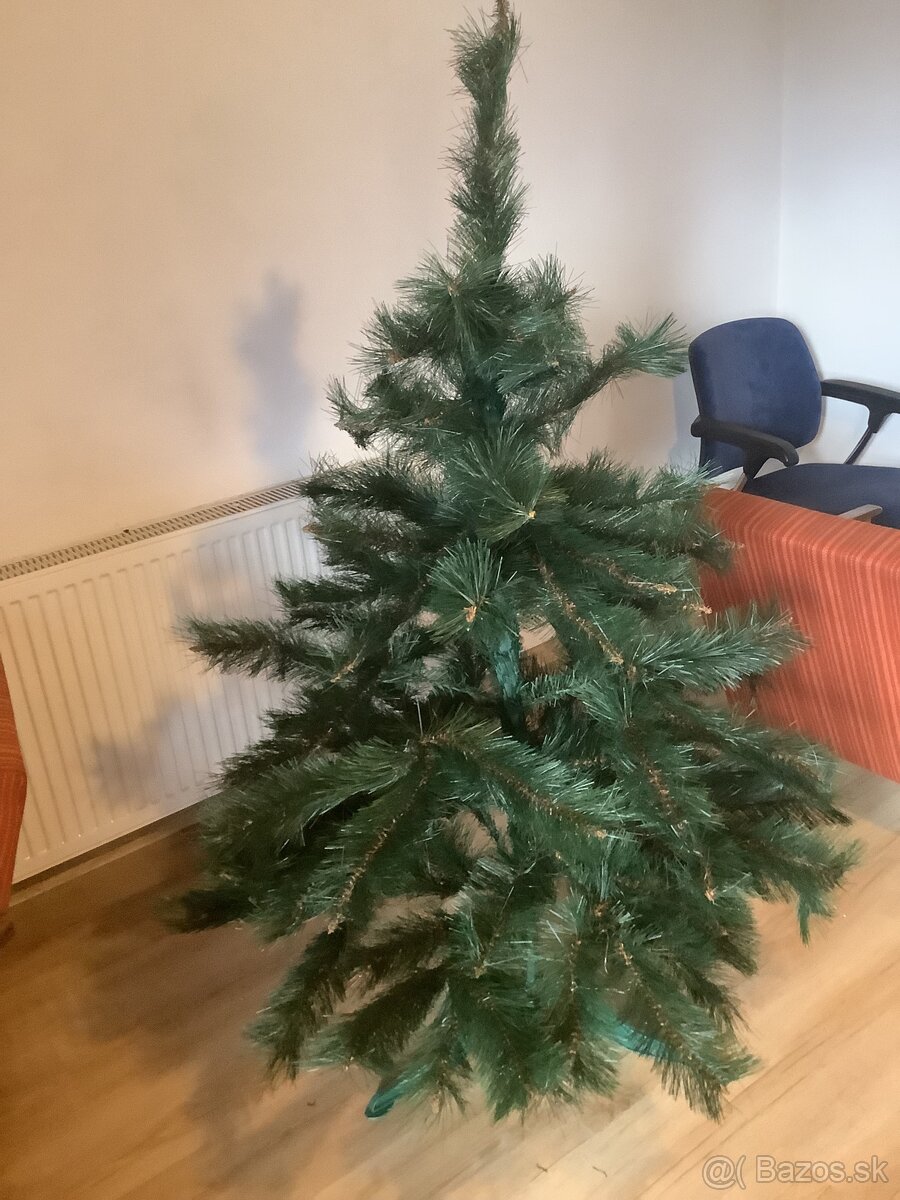 Umelý vianočný stromček borovica 150 cm