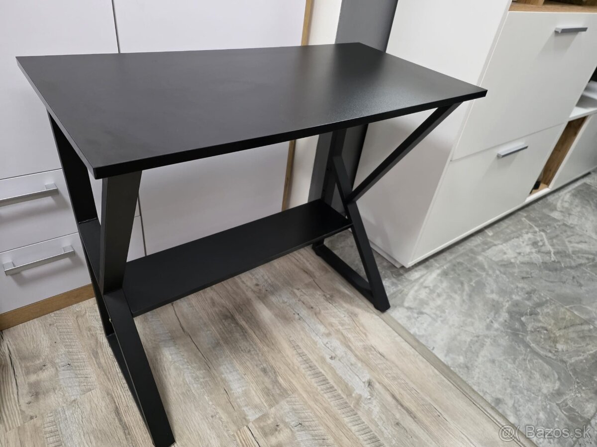 PC kancelársky stolík