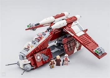 PREDÁM Lego star wars 3Sety + 6 minifigúrok ZADARMO