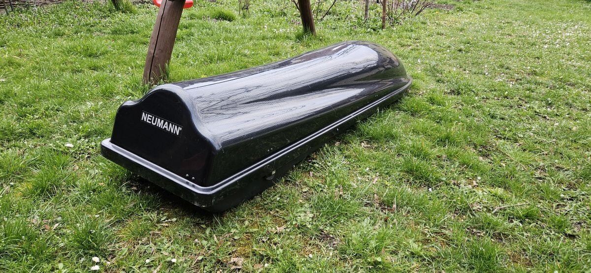 Predam stresny box Neumann