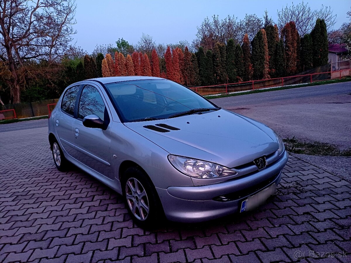 Peugeot 206