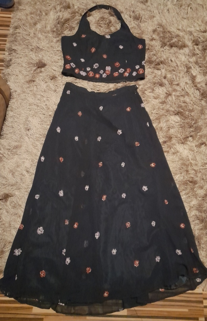 Letný set / sukna s topom/S