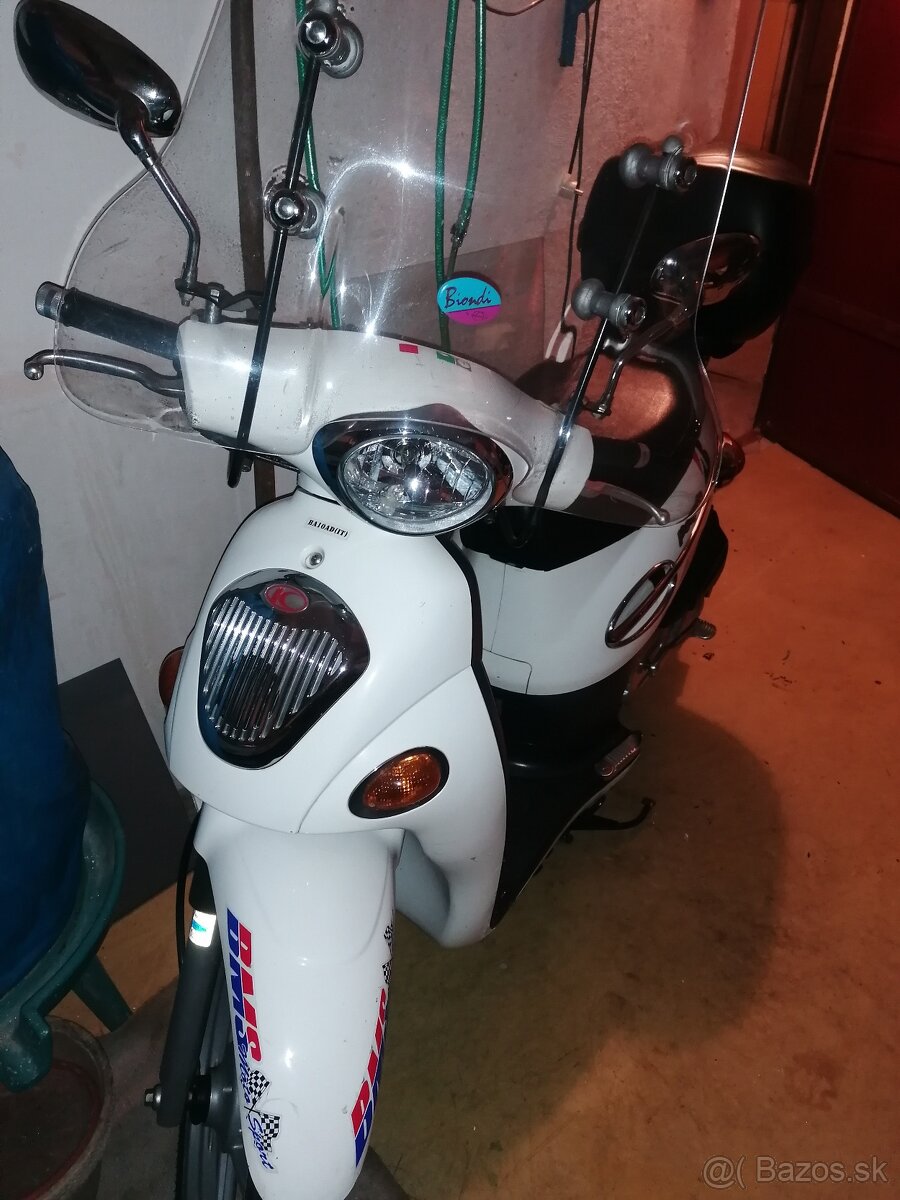 Predam skuter kymco 50