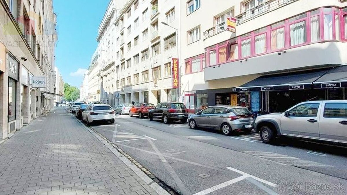 Kancelársky priestor 35 m², Gorkého ul. Staré Mesto, voľný i