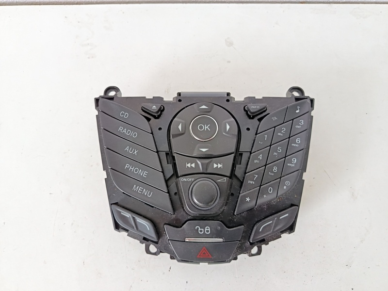 panel ovladania radia focus mk3 bm5t18k811ba 40€
