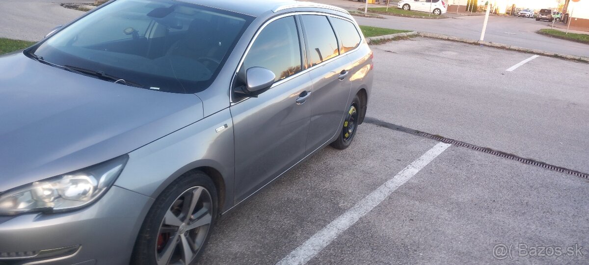 peugeot 308sw combi, 1,6hdi, rok vyr. 2016, navi, xenony,lcd