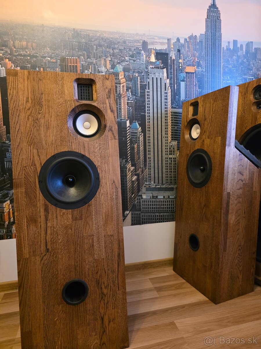 Predám trojpásmové reproduktory