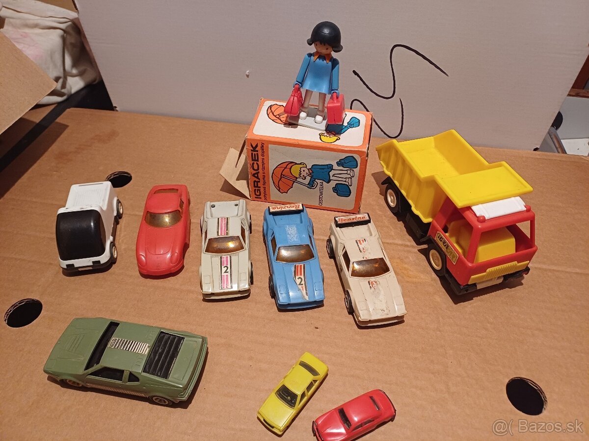 Staré hračky IGRA, Igráček