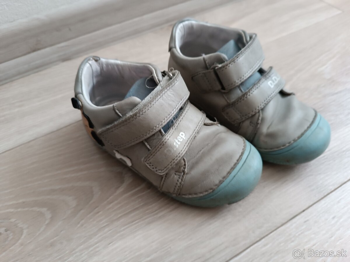 Celoročné topánky 26