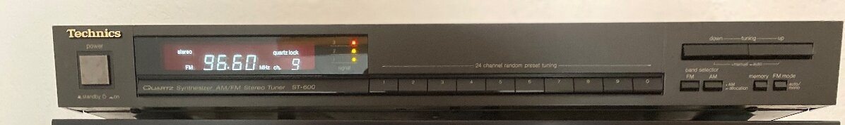 Predam tuner Technics,3x Sony,Kenwood,Jvc