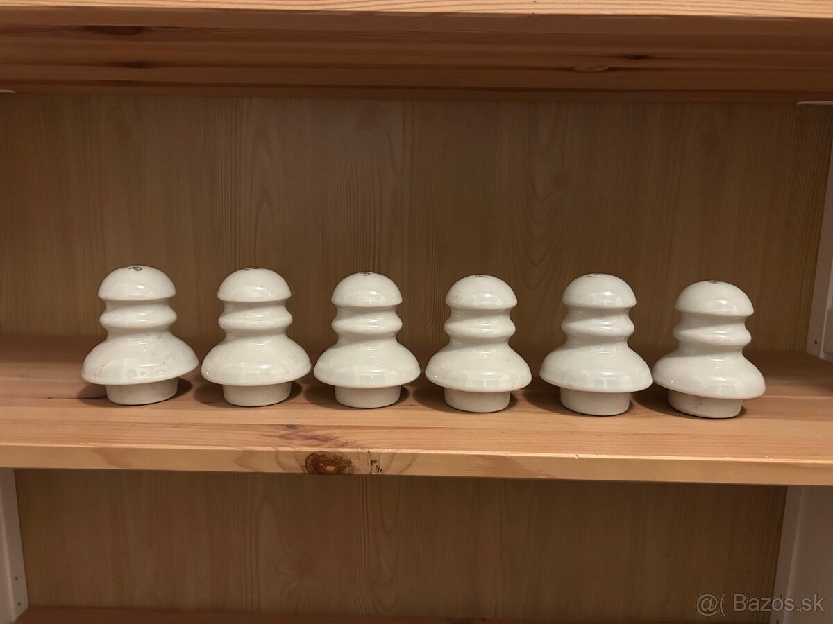 Porcelánové izolátory