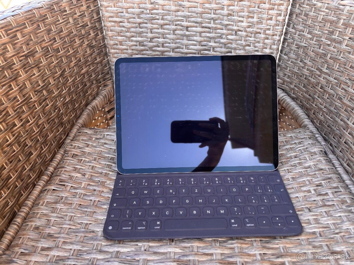 Apple iPad Pro 11” 64 GB + klávesnica