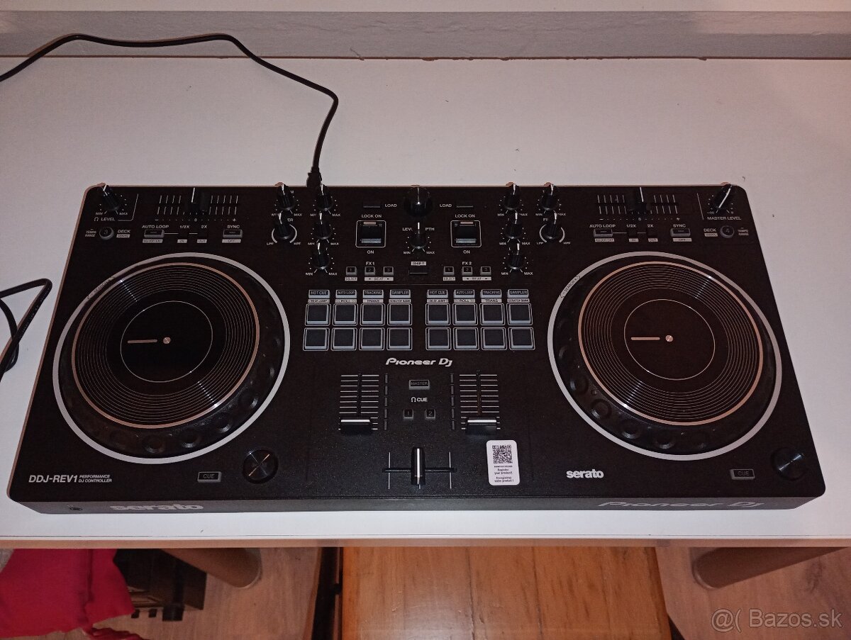 Pioneer Dj-rev1