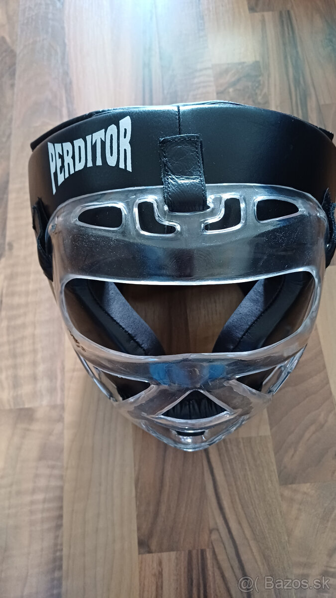 Box prilba Perditor MMA