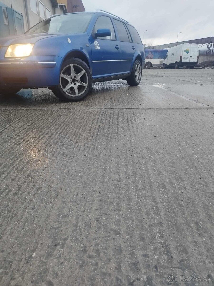 Rozpredam vw bora 1.9tdi (AXR)
