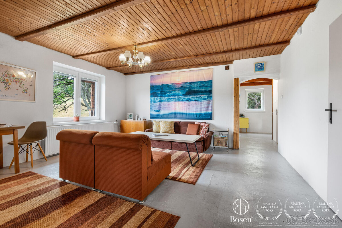 BOSEN | Na predaj rodinný dom s rozsiahlym pozemkom 5860 m2