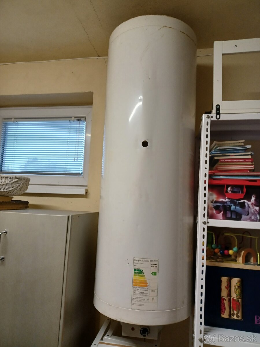 Elektricky bojler 200 l
