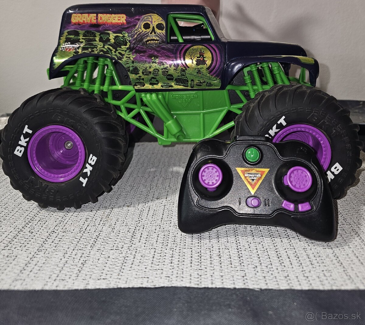 RC Autíčko GRAVE DIGGER
