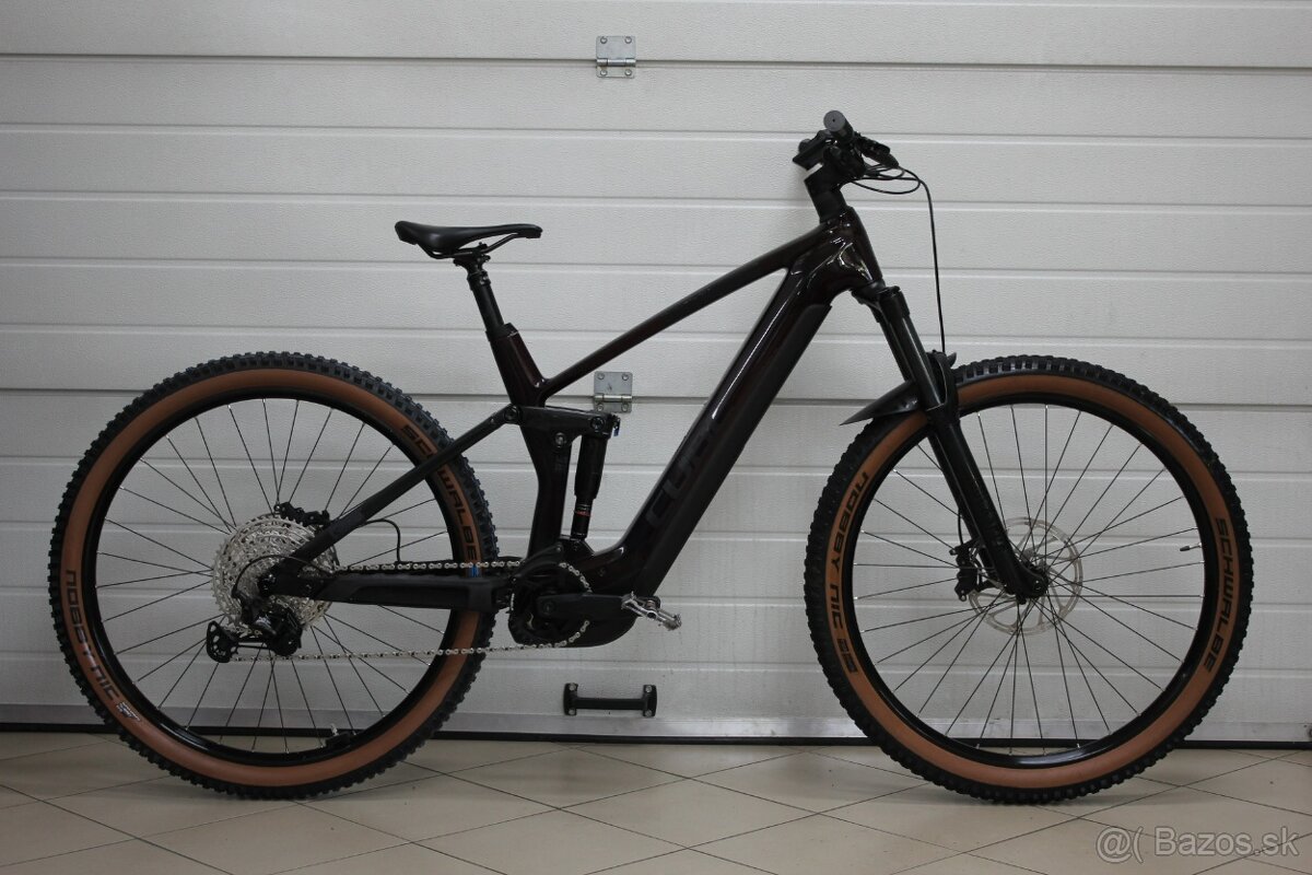 CUBE STEREO HYBRID 140 HPC RACE 750 2023