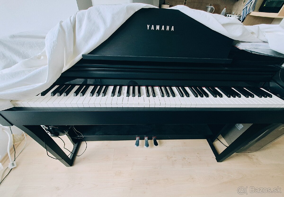 Yamaha CSP 170 Digitálne piano Polished Ebony