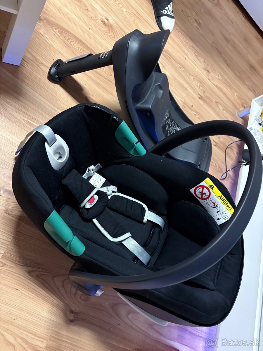 Cybex aton b2 i-size