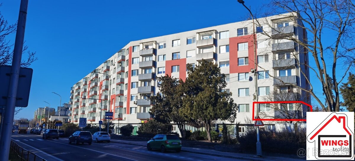 REZERVOVANÉ 4 izbový byt v Seredi na ul. M. R. Štefá