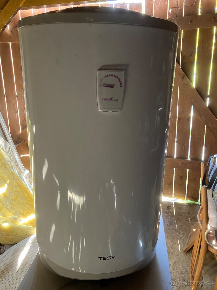 Elektrický bojler TESY 82L.