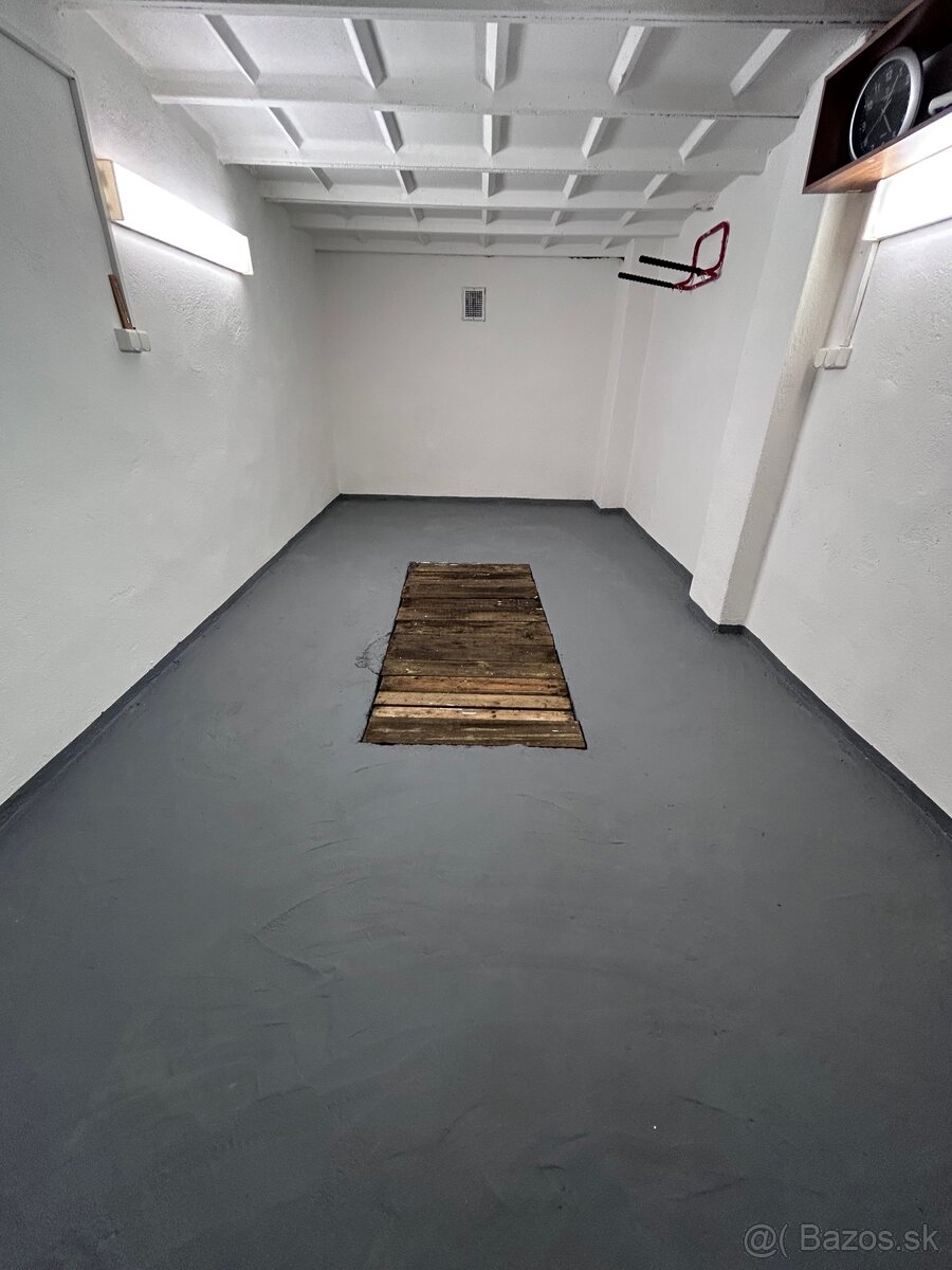 Prenajmem garáž so státim na Rybárskej