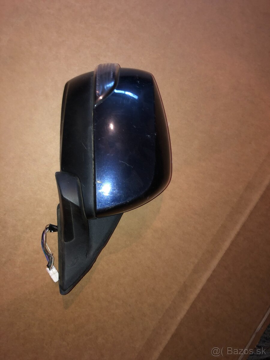 SUBARU OUTBACK IV ZRKADLO PRAVE