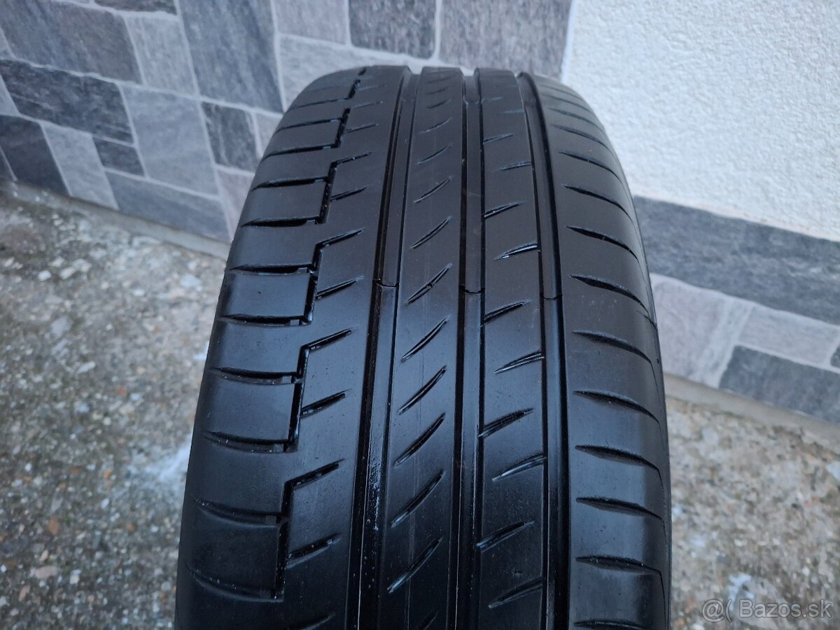 letné pneu 215/55 R18 Continental , 4ks, do 7mm