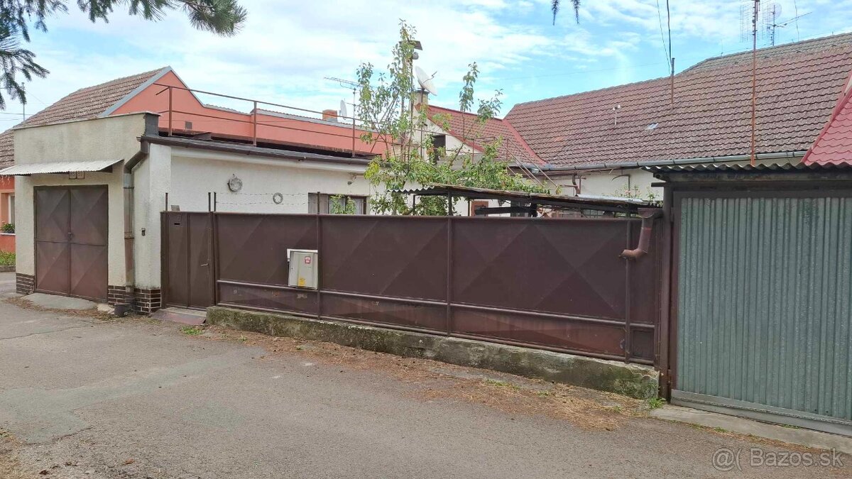 Dom s garážou za 88.000,- €