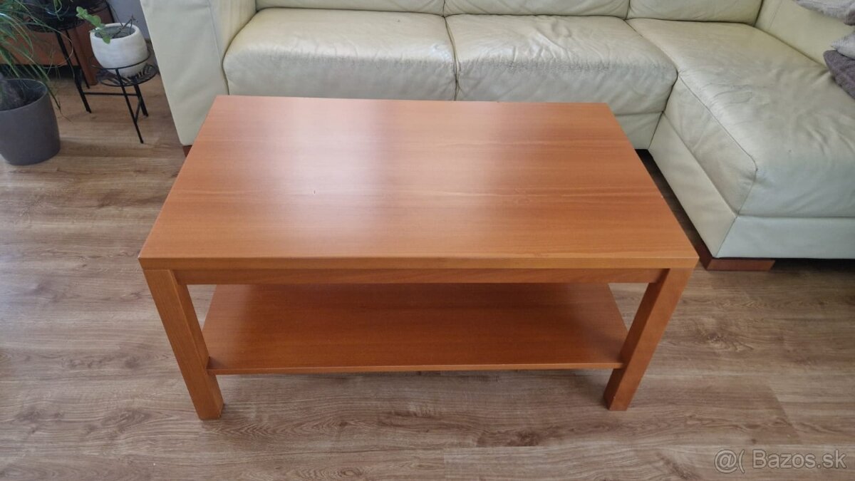 Konferencny stolík