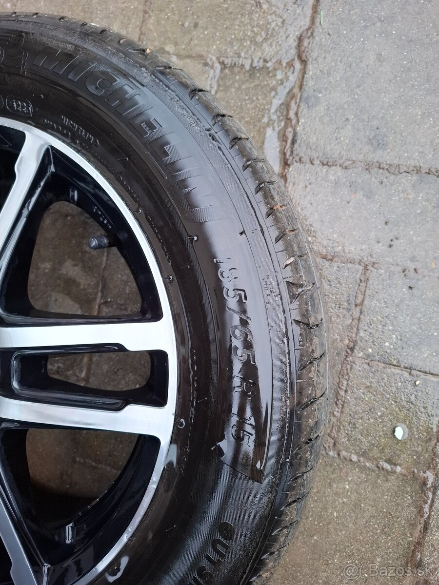 Pneu 185/65 R15